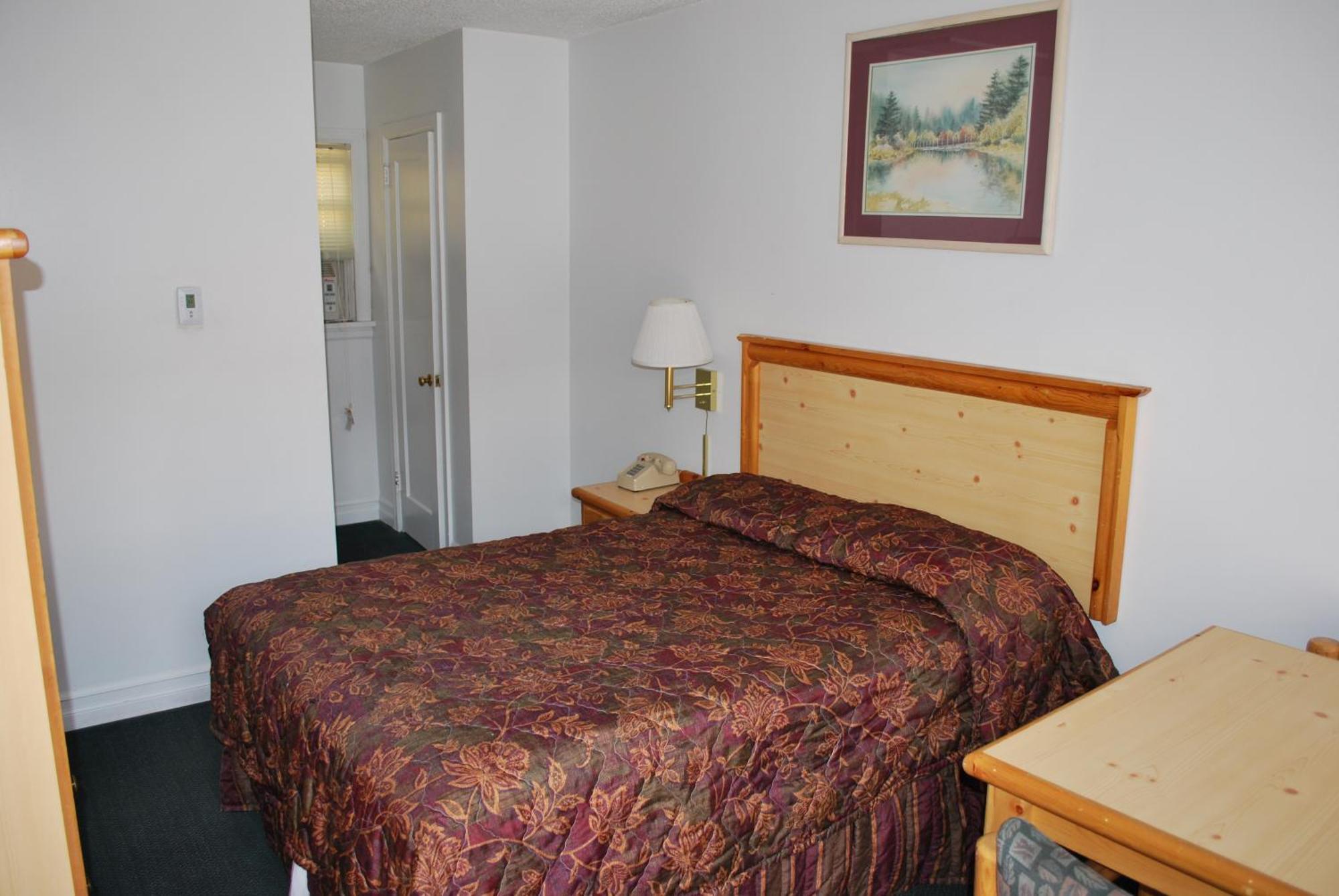Central Motel Грейт Фолс Екстериор снимка