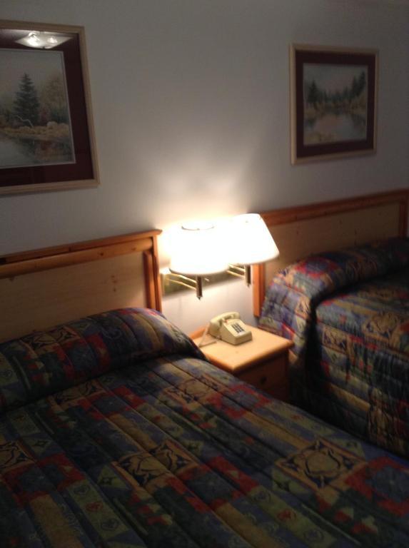 Central Motel Грейт Фолс Екстериор снимка